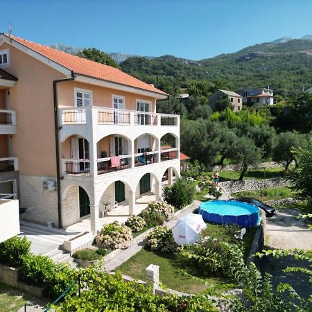 Apartmani Andrea Herceg Novi Ngoại thất bức ảnh