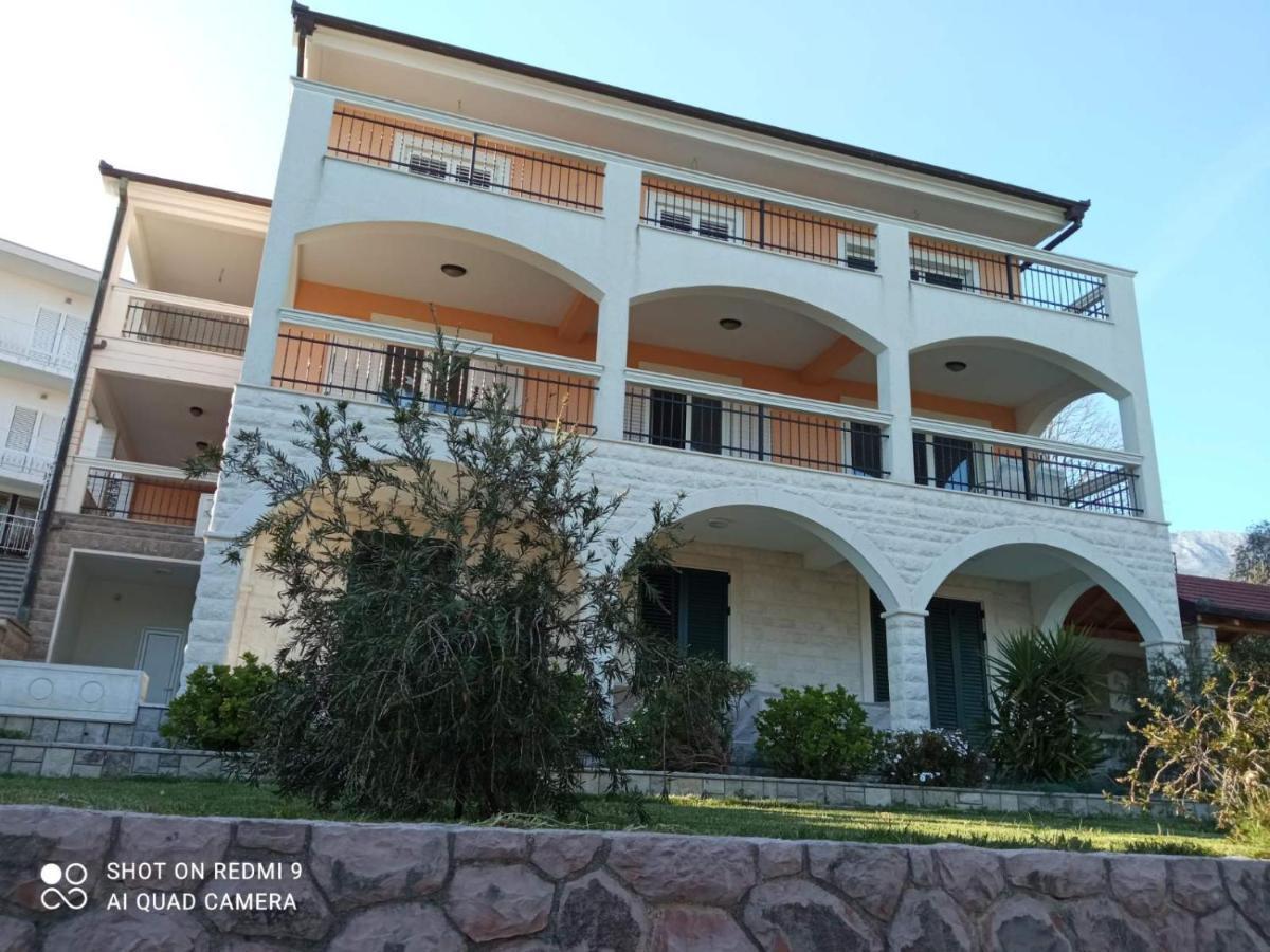 Apartmani Andrea Herceg Novi Ngoại thất bức ảnh
