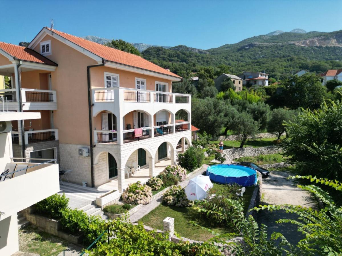 Apartmani Andrea Herceg Novi Ngoại thất bức ảnh
