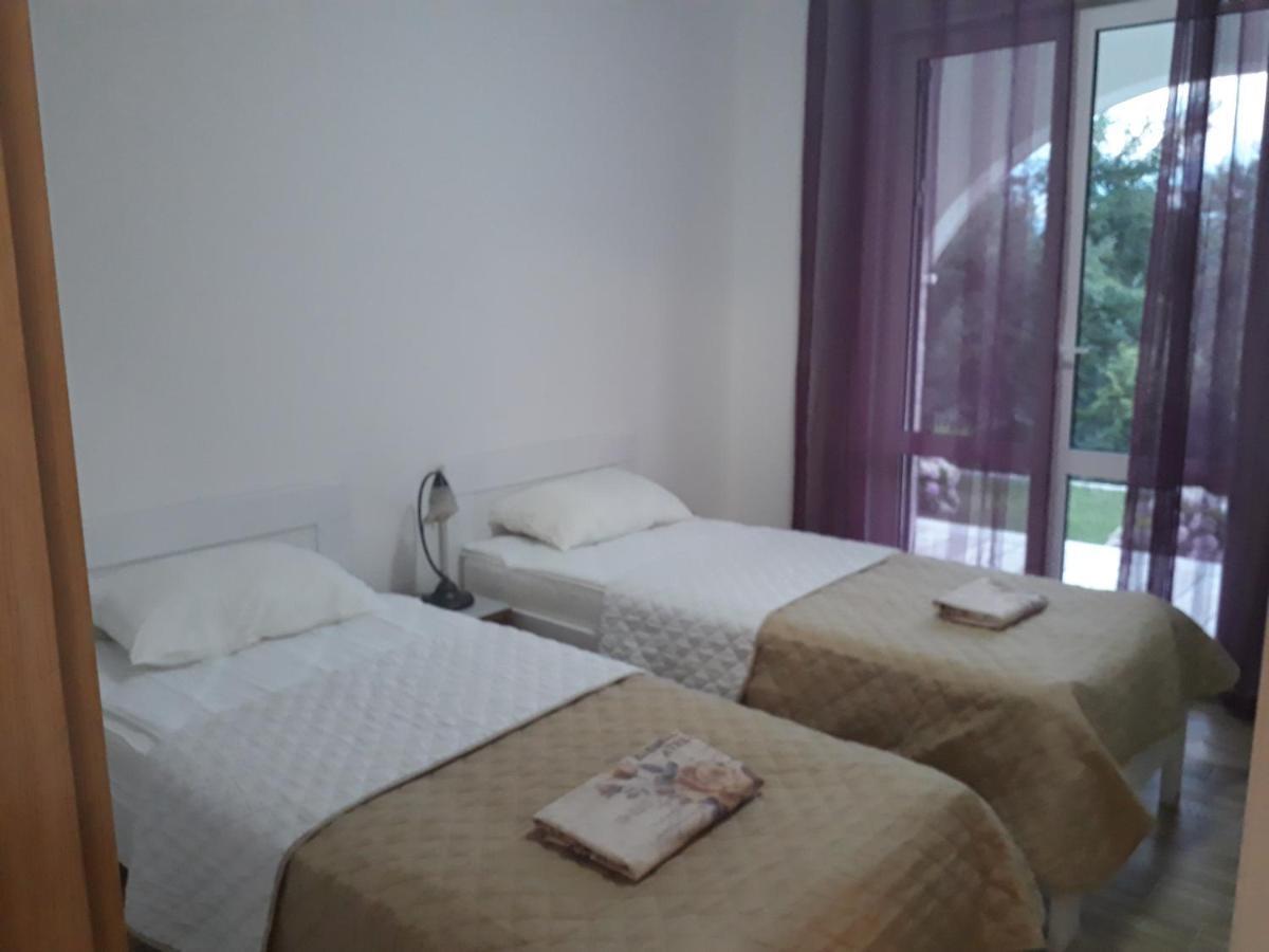 Apartmani Andrea Herceg Novi Ngoại thất bức ảnh